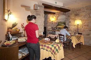 Holiday Rooms Antica Badia Volterra Hotel